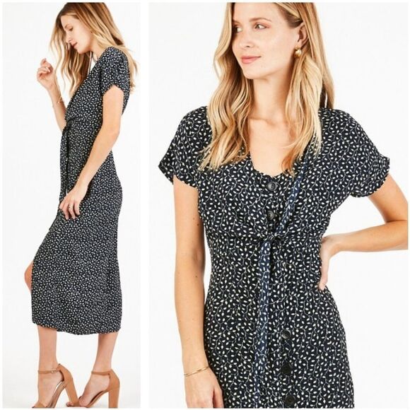 - Spring button front short sleeve midi dress - Picture 2 of 6